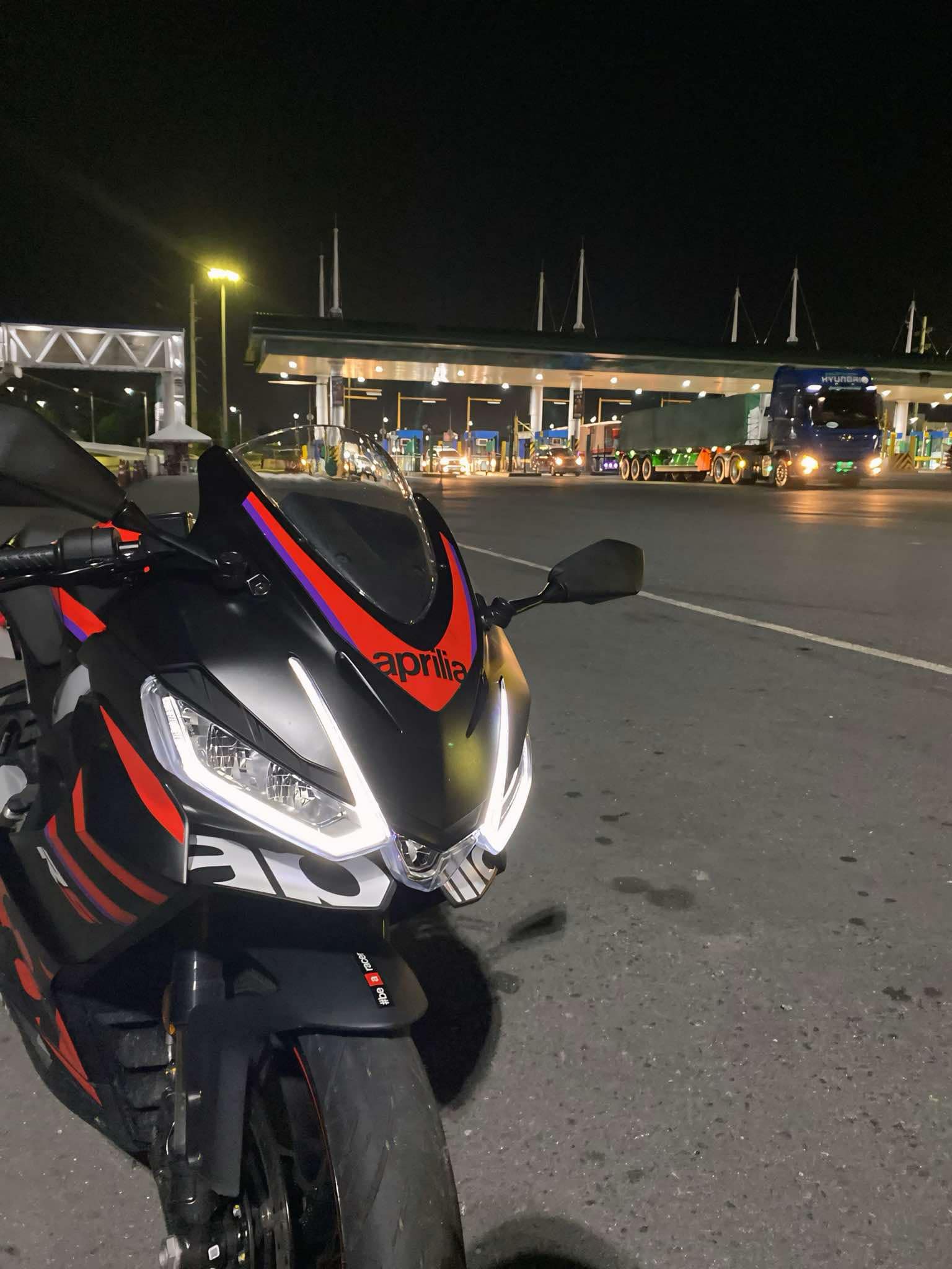 Jhed Cadaguit Jhed Cadaguit