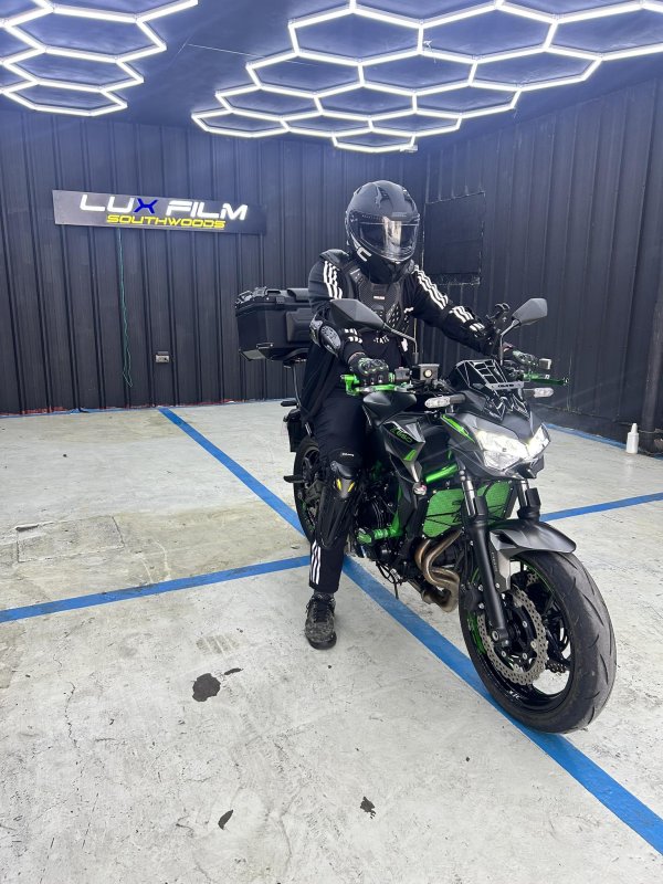 Roez Manalo Roez Manalo