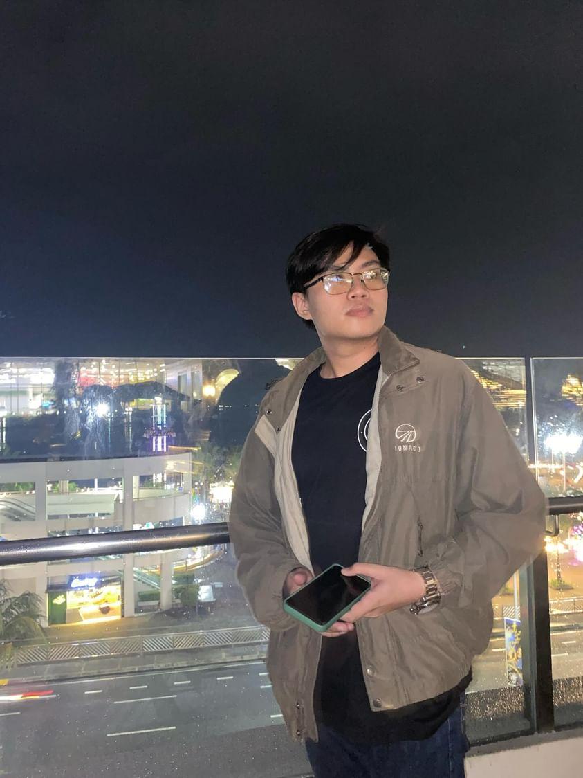 Derek Matthew Villaruz Derek Matthew Villaruz